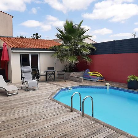 Studio Independant Chez L'Habitant Avec Piscine Et Cuisine Exterieures La Rochelle  Esterno foto