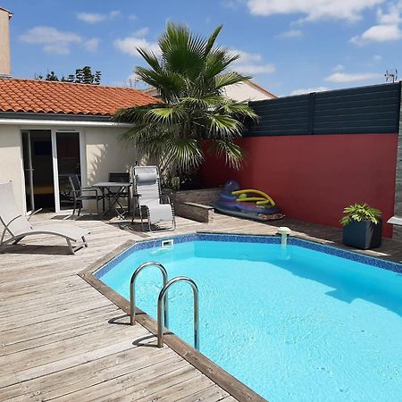 Studio Independant Chez L'Habitant Avec Piscine Et Cuisine Exterieures La Rochelle  Esterno foto