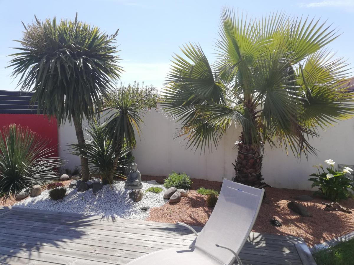 Studio Independant Chez L'Habitant Avec Piscine Et Cuisine Exterieures La Rochelle  Esterno foto