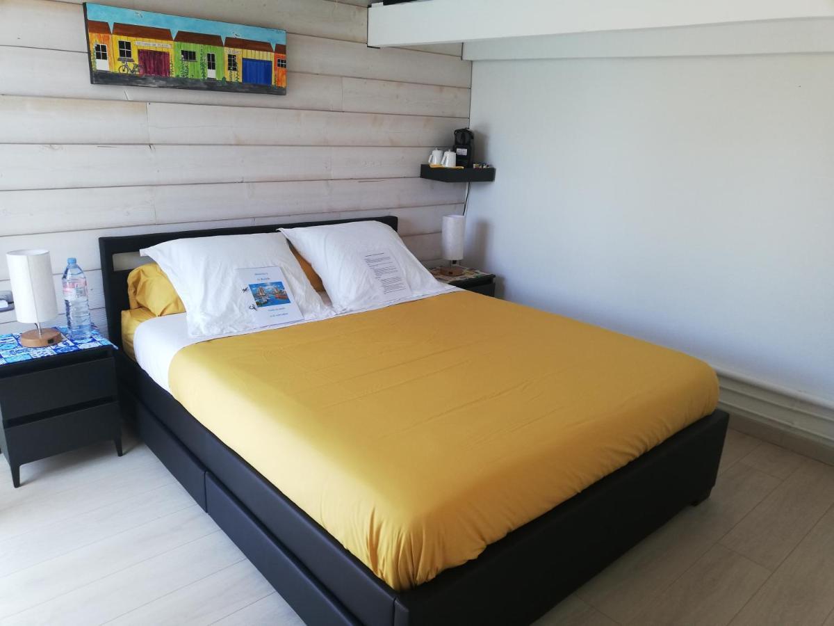 Studio Independant Chez L'Habitant Avec Piscine Et Cuisine Exterieures La Rochelle  Esterno foto